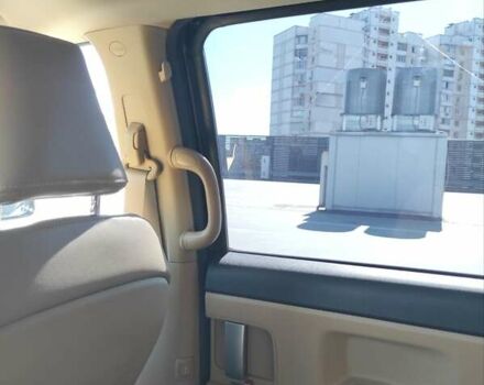 Черный Киа Карнивал, объемом двигателя 2.2 л и пробегом 212 тыс. км за 21500 $, фото 14 на Automoto.ua