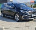 Чорний Кіа Карнівал, об'ємом двигуна 2.2 л та пробігом 151 тис. км за 25999 $, фото 1 на Automoto.ua