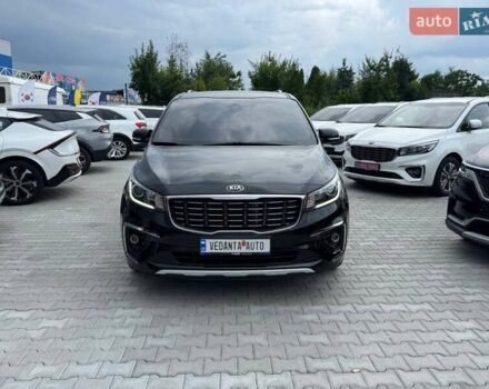 Черный Киа Карнивал, объемом двигателя 2.2 л и пробегом 41 тыс. км за 30500 $, фото 2 на Automoto.ua