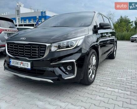 Черный Киа Карнивал, объемом двигателя 2.2 л и пробегом 41 тыс. км за 30500 $, фото 1 на Automoto.ua