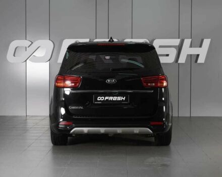 Черный Киа Карнивал, объемом двигателя 2.2 л и пробегом 89 тыс. км за 18100 $, фото 3 на Automoto.ua
