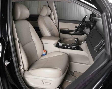 Черный Киа Карнивал, объемом двигателя 2.2 л и пробегом 89 тыс. км за 18100 $, фото 7 на Automoto.ua