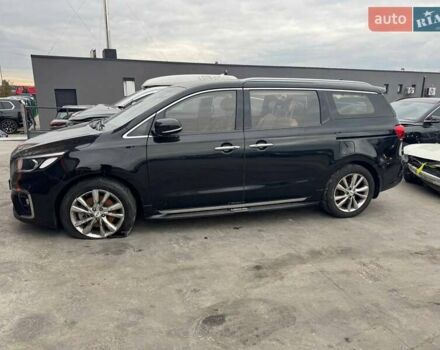 Киа Карнивал 2019 в Львове на Automoto.ua Черный Киа Карнивал, объемом двигателя 2.2 л и пробегом 77 тыс. км за 19000 $, фото 1 на Automoto.ua