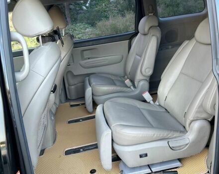 Черный Киа Карнивал, объемом двигателя 0 л и пробегом 56 тыс. км за 17700 $, фото 11 на Automoto.ua