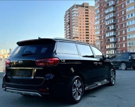 Черный Киа Карнивал, объемом двигателя 0 л и пробегом 100 тыс. км за 17000 $, фото 3 на Automoto.ua