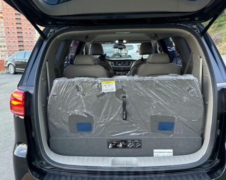 Черный Киа Карнивал, объемом двигателя 0 л и пробегом 56 тыс. км за 17700 $, фото 13 на Automoto.ua