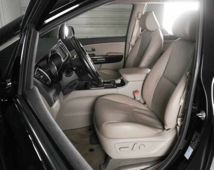 Черный Киа Карнивал, объемом двигателя 2.2 л и пробегом 89 тыс. км за 18100 $, фото 10 на Automoto.ua