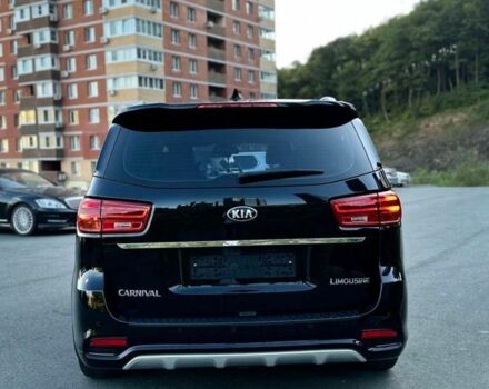 Черный Киа Карнивал, объемом двигателя 0 л и пробегом 56 тыс. км за 17700 $, фото 4 на Automoto.ua