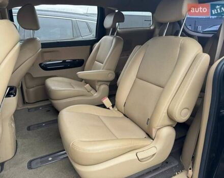 Киа Карнивал 2019 в Львове на Automoto.ua Черный Киа Карнивал, объемом двигателя 2.2 л и пробегом 77 тыс. км за 19000 $, фото 12 на Automoto.ua