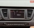Киа Карнивал 2020 в Киеве на Automoto.ua Черный Киа Карнивал, объемом двигателя 2.2 л и пробегом 78 тыс. км за 25500 $, фото 30 на Automoto.ua
