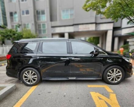 Черный Киа Карнивал, объемом двигателя 2.2 л и пробегом 86 тыс. км за 22300 $, фото 3 на Automoto.ua