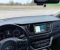 Чорний Кіа Карнівал, об'ємом двигуна 2.2 л та пробігом 135 тис. км за 22400 $, фото 8 на Automoto.ua