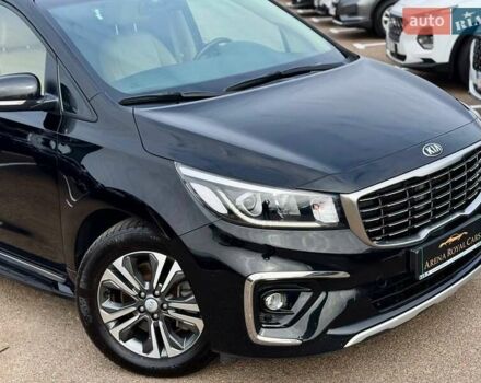 Киа Карнивал 2020 в Киеве на Automoto.ua Черный Киа Карнивал, объемом двигателя 2.2 л и пробегом 78 тыс. км за 25500 $, фото 2 на Automoto.ua