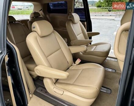 Киа Карнивал 2020 в Киеве на Automoto.ua Черный Киа Карнивал, объемом двигателя 2.2 л и пробегом 78 тыс. км за 25500 $, фото 20 на Automoto.ua