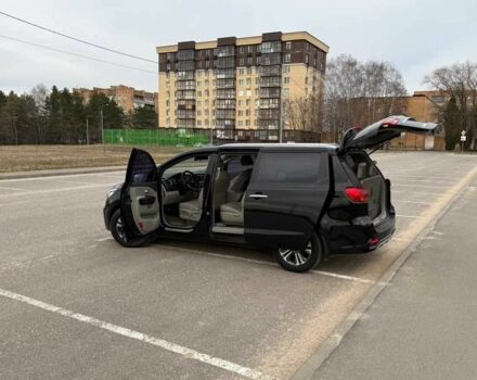 Черный Киа Карнивал, объемом двигателя 2.2 л и пробегом 135 тыс. км за 22400 $, фото 7 на Automoto.ua
