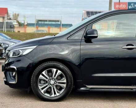 Киа Карнивал 2020 в Киеве на Automoto.ua Черный Киа Карнивал, объемом двигателя 2.2 л и пробегом 78 тыс. км за 25500 $, фото 16 на Automoto.ua