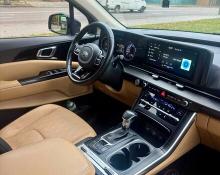Черный Киа Карнивал, объемом двигателя 2.2 л и пробегом 102 тыс. км за 34900 $, фото 10 на Automoto.ua