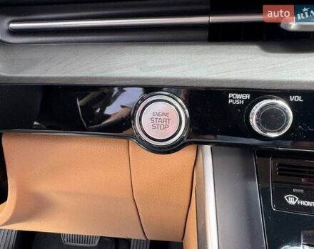 Чорний Кіа Карнівал, об'ємом двигуна 2.15 л та пробігом 94 тис. км за 36900 $, фото 14 на Automoto.ua