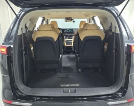 Черный Киа Карнивал, объемом двигателя 2.2 л и пробегом 152 тыс. км за 12900 $, фото 5 на Automoto.ua