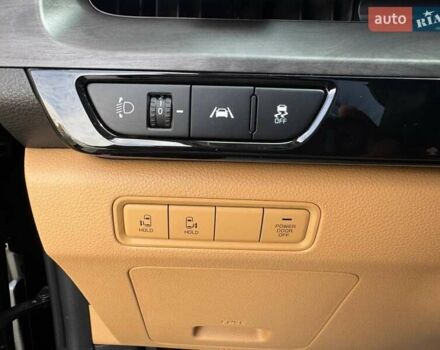 Чорний Кіа Карнівал, об'ємом двигуна 2.15 л та пробігом 94 тис. км за 36900 $, фото 10 на Automoto.ua