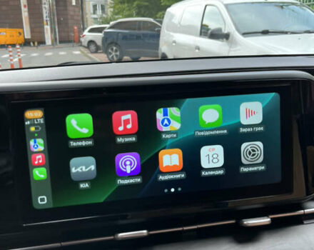 Чорний Кіа Карнівал, об'ємом двигуна 2.2 л та пробігом 110 тис. км за 34500 $, фото 7 на Automoto.ua