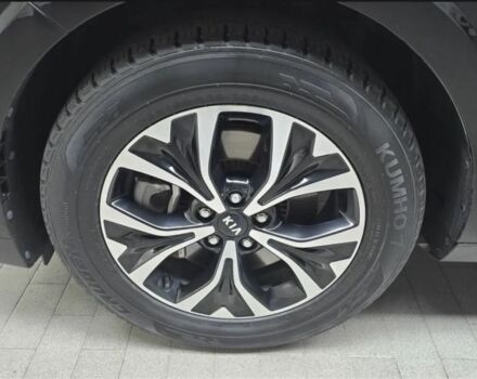 Черный Киа Карнивал, объемом двигателя 2.2 л и пробегом 152 тыс. км за 12900 $, фото 6 на Automoto.ua