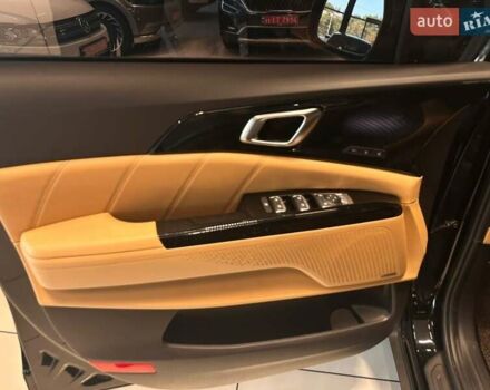 Чорний Кіа Карнівал, об'ємом двигуна 2.15 л та пробігом 32 тис. км за 43900 $, фото 12 на Automoto.ua