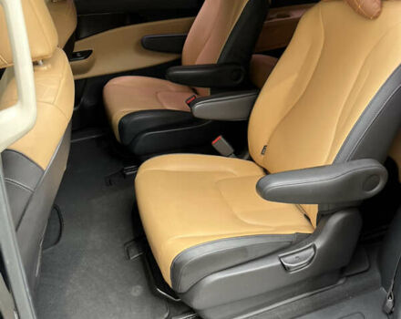 Чорний Кіа Карнівал, об'ємом двигуна 2.2 л та пробігом 110 тис. км за 34500 $, фото 6 на Automoto.ua