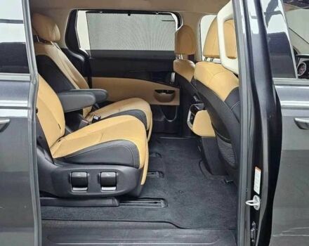 Черный Киа Карнивал, объемом двигателя 2.2 л и пробегом 48 тыс. км за 21000 $, фото 10 на Automoto.ua