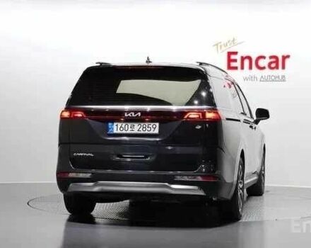 Черный Киа Карнивал, объемом двигателя 2.2 л и пробегом 48 тыс. км за 21000 $, фото 3 на Automoto.ua