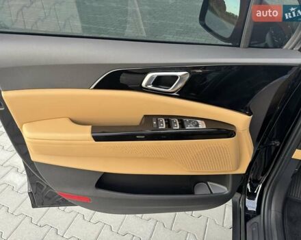 Черный Киа Карнивал, объемом двигателя 2.2 л и пробегом 45 тыс. км за 44500 $, фото 20 на Automoto.ua