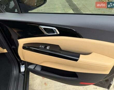 Черный Киа Карнивал, объемом двигателя 2.2 л и пробегом 31 тыс. км за 45500 $, фото 23 на Automoto.ua