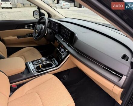 Черный Киа Карнивал, объемом двигателя 2.2 л и пробегом 31 тыс. км за 45500 $, фото 25 на Automoto.ua