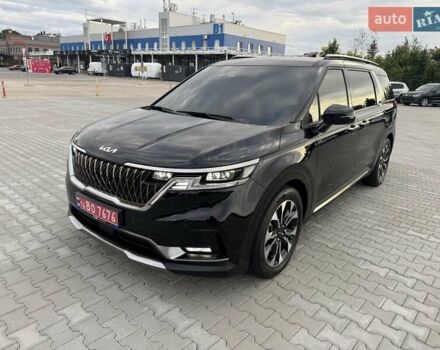 Черный Киа Карнивал, объемом двигателя 2.2 л и пробегом 45 тыс. км за 44500 $, фото 2 на Automoto.ua