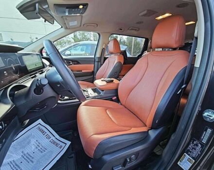 Черный Киа Карнивал, объемом двигателя 0 л и пробегом 22 тыс. км за 24900 $, фото 7 на Automoto.ua