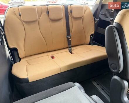 Черный Киа Карнивал, объемом двигателя 2.2 л и пробегом 31 тыс. км за 45500 $, фото 44 на Automoto.ua