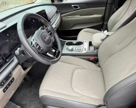 Черный Киа Карнивал, объемом двигателя 2.2 л и пробегом 58 тыс. км за 43000 $, фото 5 на Automoto.ua