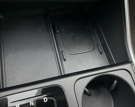 Черный Киа Карнивал, объемом двигателя 2.2 л и пробегом 12 тыс. км за 67000 $, фото 45 на Automoto.ua