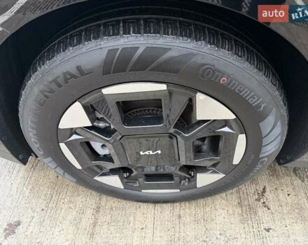 Черный Киа Карнивал, объемом двигателя 2.2 л и пробегом 12 тыс. км за 67000 $, фото 12 на Automoto.ua