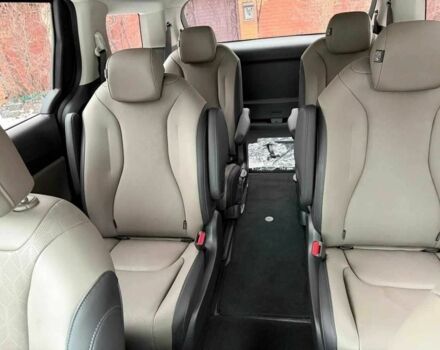 Черный Киа Карнивал, объемом двигателя 2.2 л и пробегом 58 тыс. км за 43000 $, фото 9 на Automoto.ua