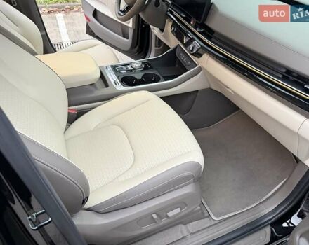 Черный Киа Карнивал, объемом двигателя 2.2 л и пробегом 12 тыс. км за 67000 $, фото 36 на Automoto.ua