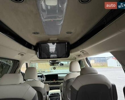 Черный Киа Карнивал, объемом двигателя 2.2 л и пробегом 12 тыс. км за 67000 $, фото 31 на Automoto.ua