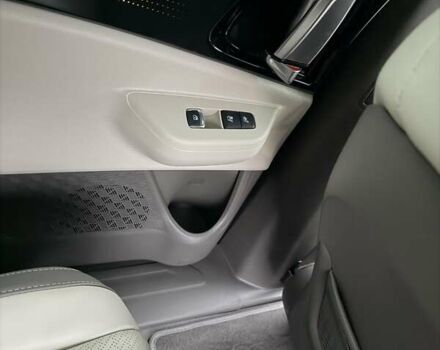 Черный Киа Карнивал, объемом двигателя 2.2 л и пробегом 12 тыс. км за 67000 $, фото 40 на Automoto.ua