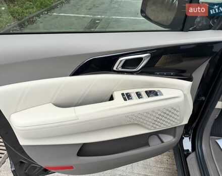 Черный Киа Карнивал, объемом двигателя 2.2 л и пробегом 12 тыс. км за 67000 $, фото 15 на Automoto.ua