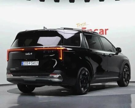 Чорний Кіа Карнівал, об'ємом двигуна 1.6 л та пробігом 2 тис. км за 36600 $, фото 2 на Automoto.ua