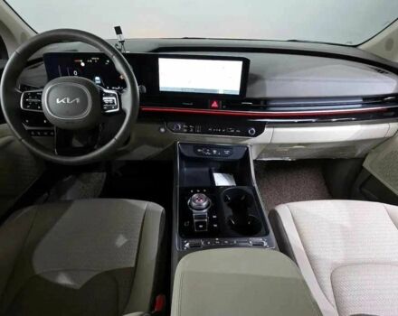 Чорний Кіа Карнівал, об'ємом двигуна 1.6 л та пробігом 2 тис. км за 36600 $, фото 6 на Automoto.ua