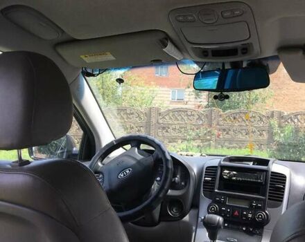 Черный Киа Карнивал, объемом двигателя 2.9 л и пробегом 290 тыс. км за 7000 $, фото 6 на Automoto.ua