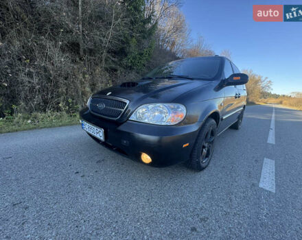 Чорний Кіа Карнівал, об'ємом двигуна 2.9 л та пробігом 245 тис. км за 3250 $, фото 1 на Automoto.ua