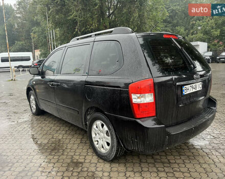 Черный Киа Карнивал, объемом двигателя 2.9 л и пробегом 290 тыс. км за 4900 $, фото 1 на Automoto.ua