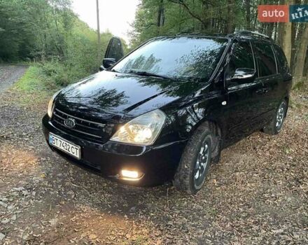 Черный Киа Карнивал, объемом двигателя 2.9 л и пробегом 223 тыс. км за 5700 $, фото 1 на Automoto.ua